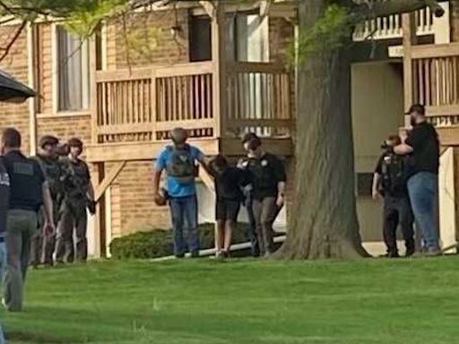 Suspected Chicago cop killer arrested, police say