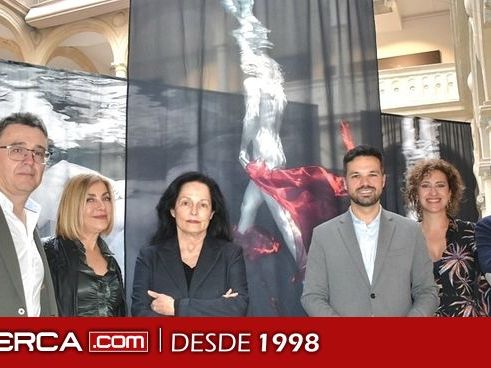 Isabel Muñoz, Premio Nacional de Fotografía, expone en el Centro Cultural La Asunción su colección ‘Agua’ coproducida por la Diputación y con imágenes...