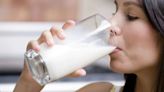 Cuáles son los beneficios de la leche, el primer alimento del ser humano