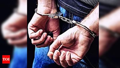 4 held for circulating fake currency notes | Hyderabad News - Times of India