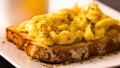 Make ‘perfect’ scrambled eggs in 5 minutes with one chef’s ‘step-by-step’ recipe