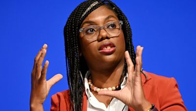 Brexit boost as Kemi Badenoch rips up 500 rules imposed by Brussels