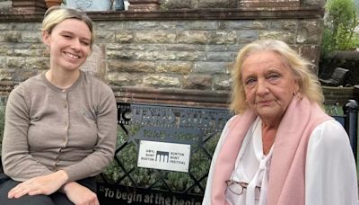 Family of Welsh actor Richard Burton unveil memorial bench in his valleys hometown