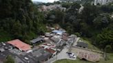 Habitantes del barrio Chachafruto de Manizales, un paso más cerca de obtener escrituras