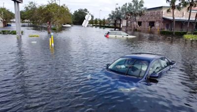 Tras el huracán Milton, Florida empieza una larga recuperación mientras aumenta la cantidad de muertos