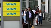 La aerolínea low-cost colombiana Viva Air suspendió todos sus vuelos: hay argentinos afectados