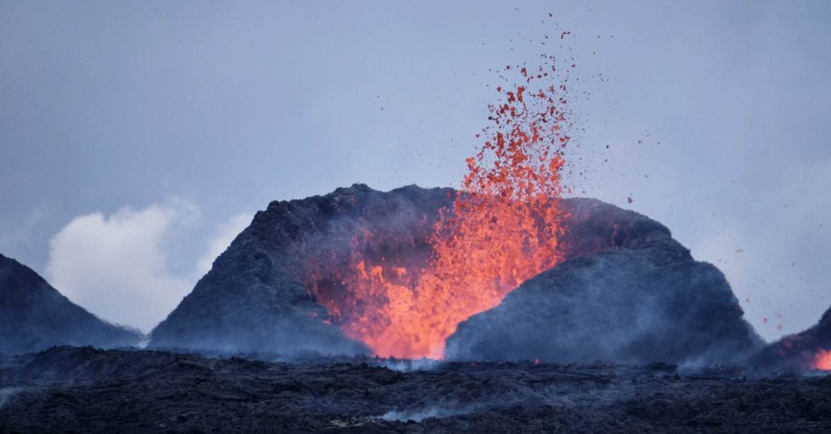 Incredible Footage Shows New Volcanic Eruption in Iceland