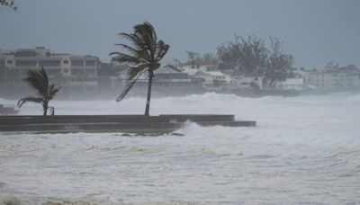 Hurricane Milton Latest News: Thousands flee as catastrophic hurricane nears Florida coast | Today News