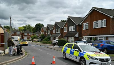 Policía británica encuentra al sospechoso de matar a tres mujeres "con una ballesta"