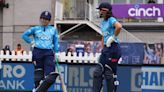 England chasing 212 in 42 overs to beat New Zealand: third women’s cricket ODI – live
