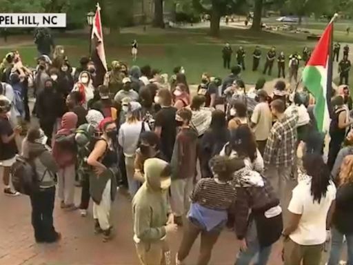 Police at UNC Chapel Hill detain at least 30 anti-Israel protesters, crowds try to force into buildings