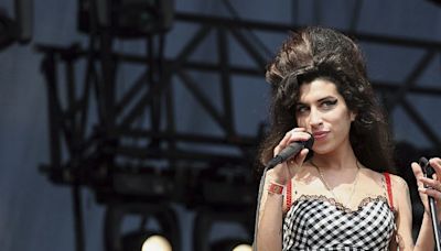 Cartas desde el más allá | Amy Winehouse: "El gran problema del éxito es que no tardas en estar rodeada de gilipollas" | SER Podcast | Cadena SER