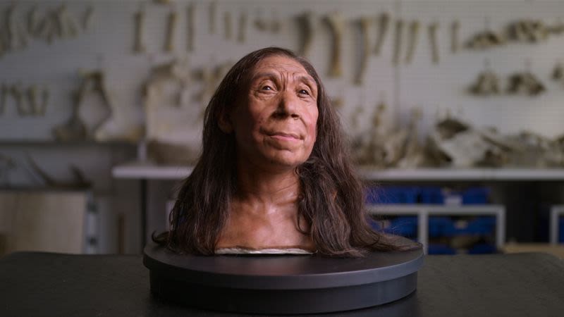 Scientists reveal the face of a Neanderthal who lived 75,000 years ago