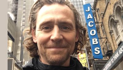 (VIDEO) Tom Hiddleston, 'Loki', fue visto en Bogotá: Se conoce la posible razón de su visita