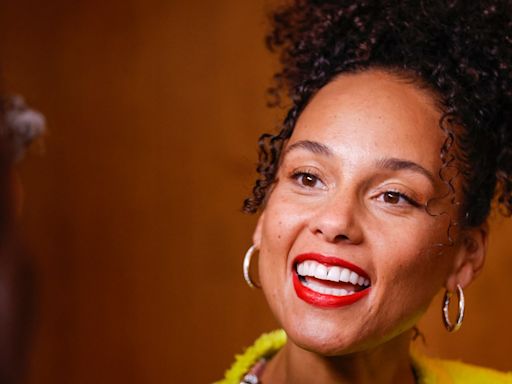 The advice Alicia Keys wishes she could tell her teenage self