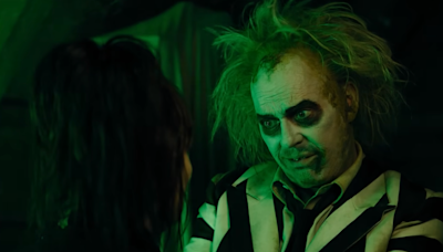 Beetlejuice Beetlejuice Director Says Michael Keaton Was 'Possessed by a Demon' While Filming