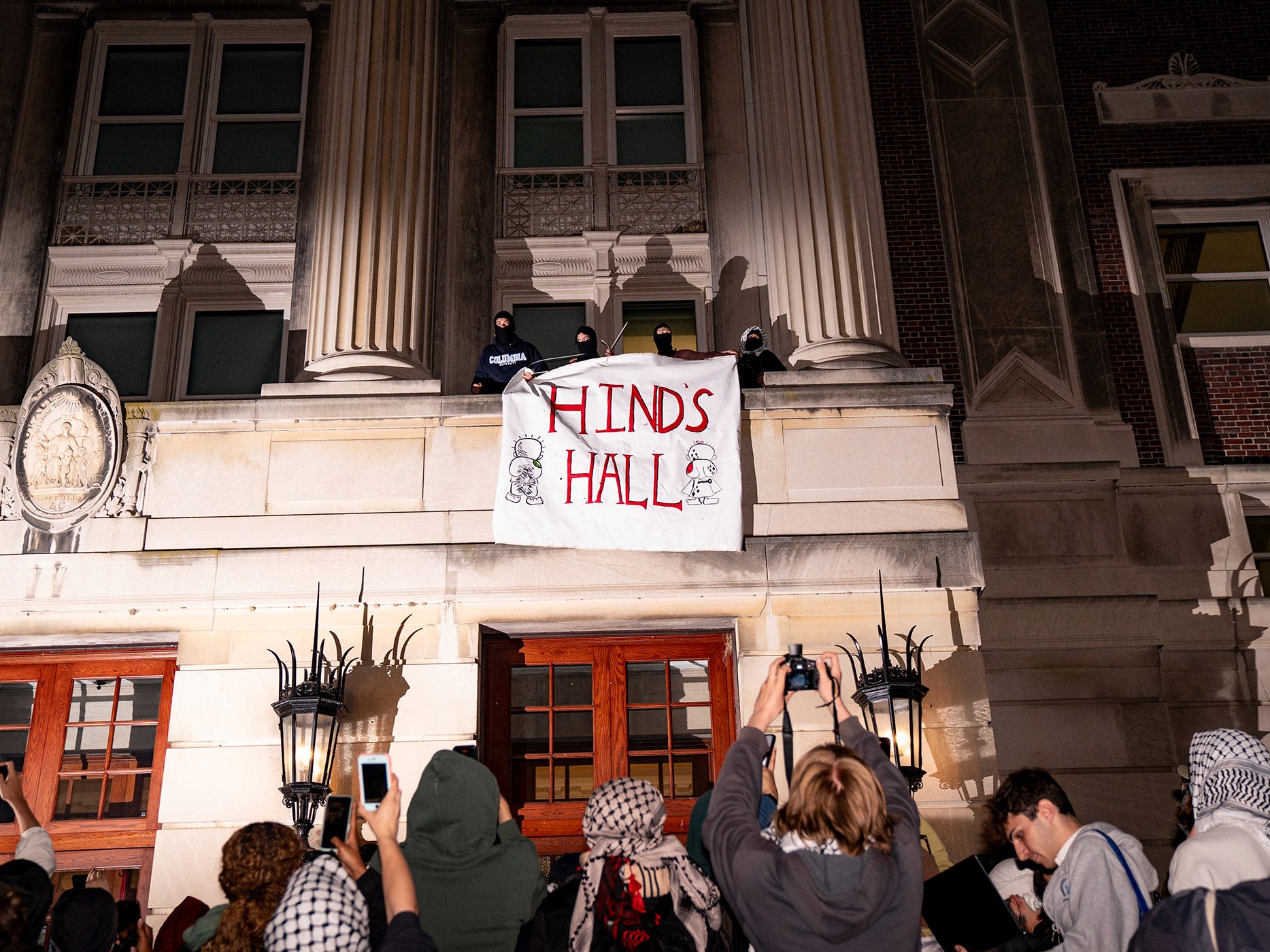 Student protests at Columbia University escalate with Hamilton Hall occupation