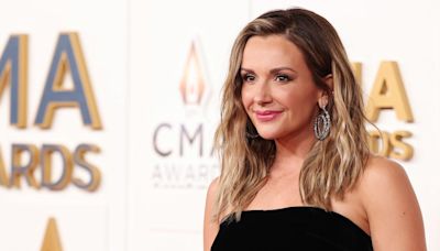 Carly Pearce Diagnosed With Career Altering Heart Condition