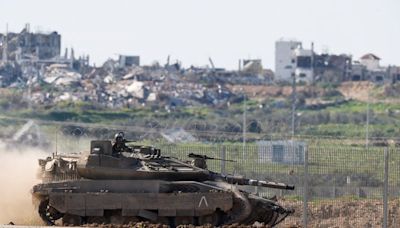 Hamas says it captured Israeli soldiers in Gaza; Israel denies