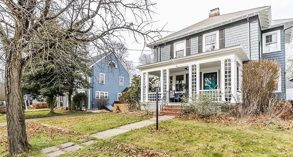 Brockton home on Fairfield Street that sold for $550K has modern and stylish kitchen