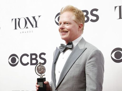 Jesse Tyler Ferguson, Renee Elise Goldsberry to announce Tony Award nominations