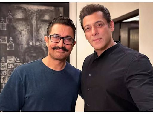 Did you know Salman Khan had painted a portrait of Aamir Khan in his 'Ghajini' avatar? - Times of India