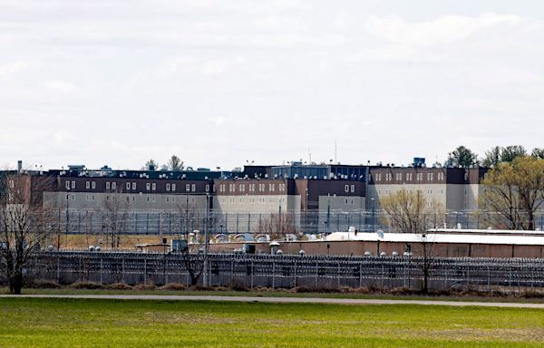 2 corrections officers stabbed, 3 others injured in assault at Massachusetts prison