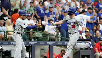 Will Smith, Gavin Stone return to life as Dodgers beat Brewers