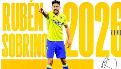 Oficial: Rubén Sobrino renueva con el Cádiz