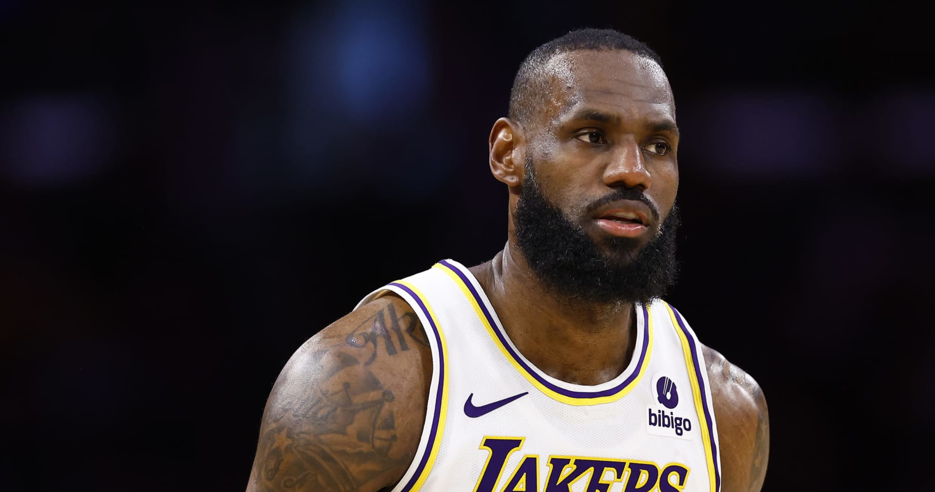 LeBron James Rumors: Lakers Star Undecided on Contract Option Ahead of 2024 NBA FA
