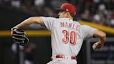 Mahle brilliant through 9, Reds beat D-backs 5-3 in 12