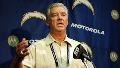 Former Chargers General Manager A.J. Smith dies at 75