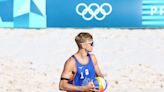 Olympics-Convicted Dutch rapist booed on Olympics beach volleyball debut