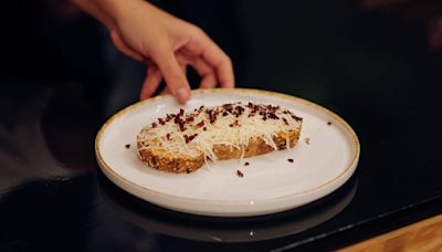 Tostas, ensaladas, tartas… los quesos españoles, ¡del aperitivo al postre!