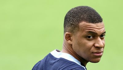 Frankreichs Fußballstar Mbappé bezieht vor Neuwahlen klar Stellung gegen Rechts