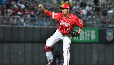 味全龍21歲吳秉恩完成TJ手術 林逸達明天檢查恐動刀