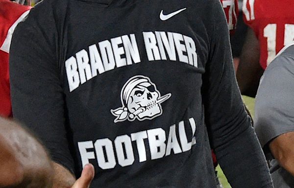 Palmetto brings aboard Braden River's Eric Sanders to become its head footbal coach