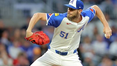 Chris Sale stymies Dodgers and Ohtani on his way to 17th win as Braves beat LA 10-1