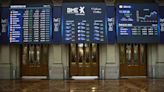El IBEX 35 pierde los 11.000 tras el castigo a los bancos y al sector turístico