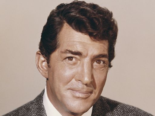 Dean Martin's Old Fashioned Swapped Bourbon With Scotch