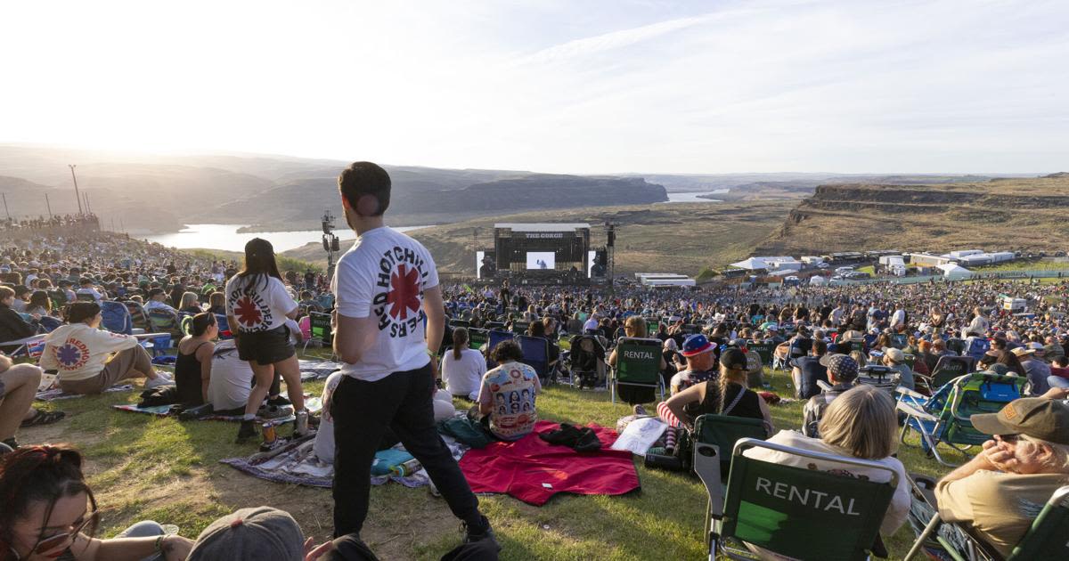 PHOTOS | Red Hot Chili Peppers at The Gorge Amphitheatre