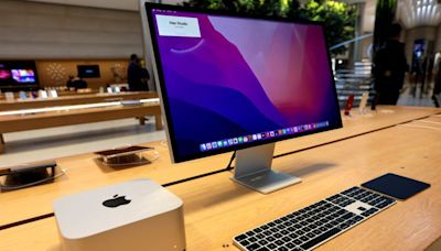 Global PC shipments rise in second quarter, Apple sees biggest jump, IDC says