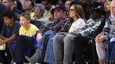 Ben Affleck, Jennifer Lopez photographed together amid rumors of marital trouble