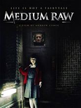 Medium Raw: Night of the Wolf