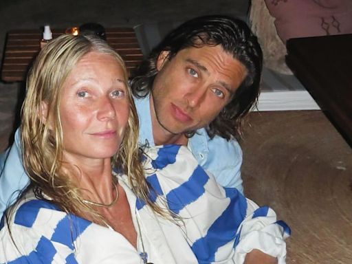 Gwyneth Paltrow is sensational in a tiny bikini alongside husband Brad Falchuk for romantic post to mark wedding anniversary