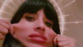 Jameela Jamil shows off her ‘elastic’ skin as she battles with Ehlers-Danlos syndrome