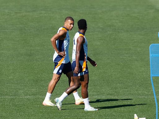 Vinicius y Mbappé: ganas de revancha