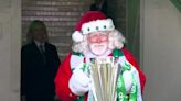 Santa presents Celtic stars with Premiership title on Trophy Day after Christmas boos