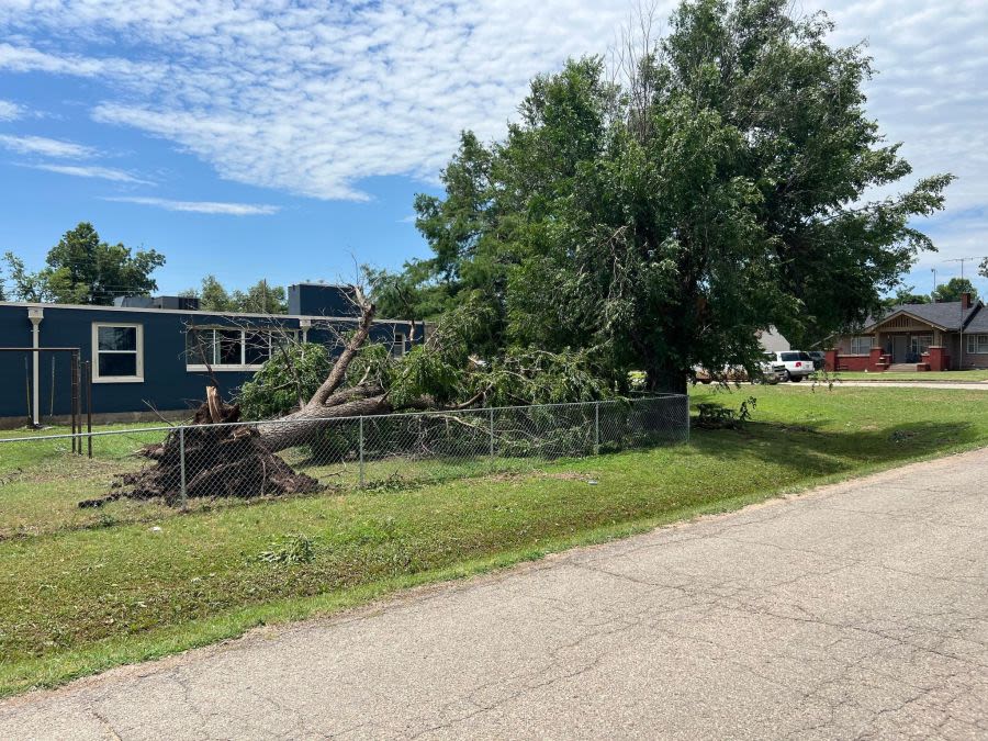 People in Perry come together after extensive storm damage