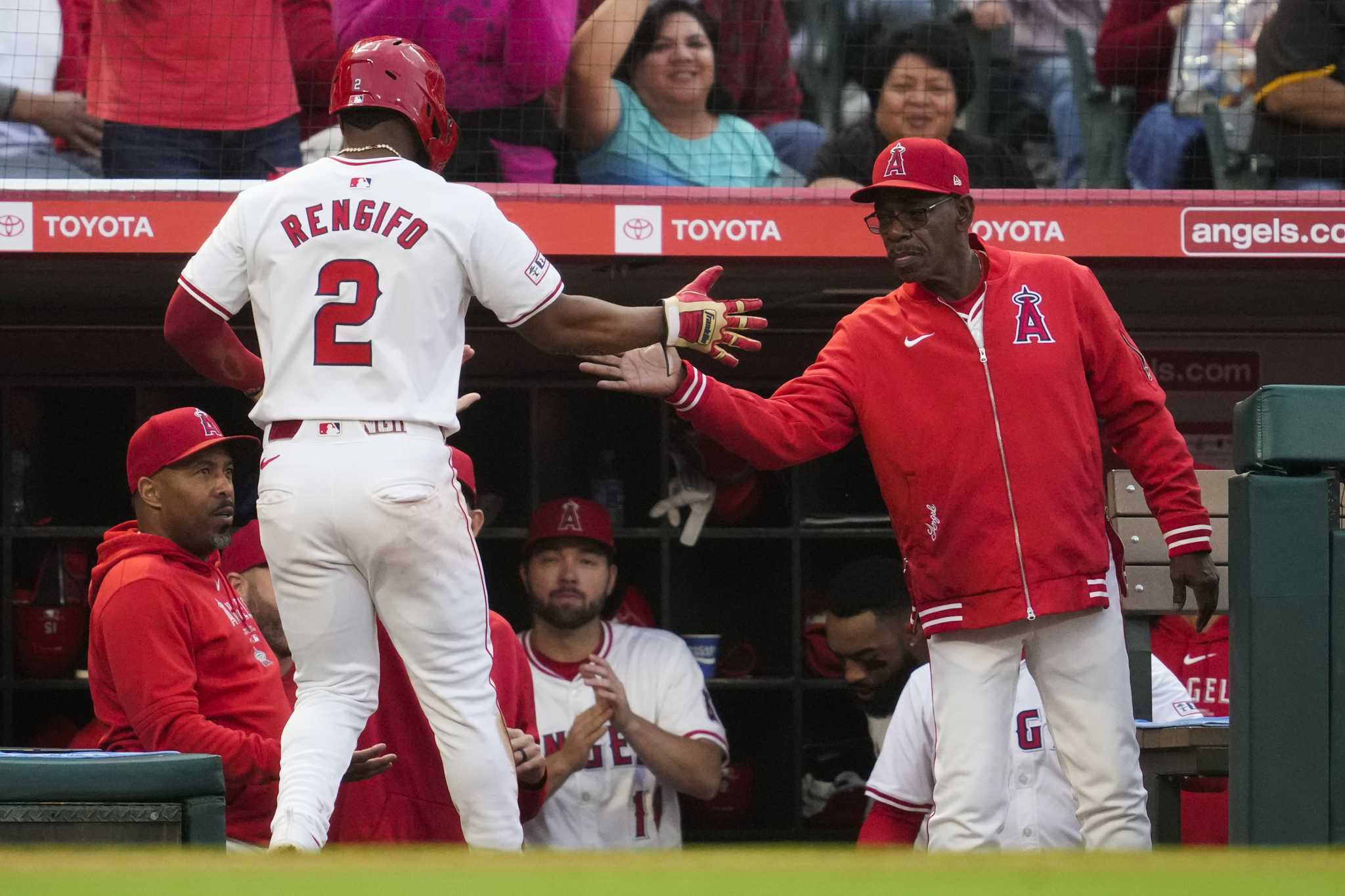 Jo Adell scores the tiebreaking run in the Angels' 2-1 victory over the Padres
